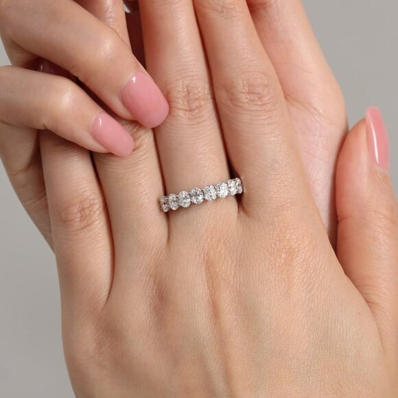 1.8 CT Oval Cut Semi Eternal Vintage Stacked Band Moissanite Ring - Picture 2 of 8